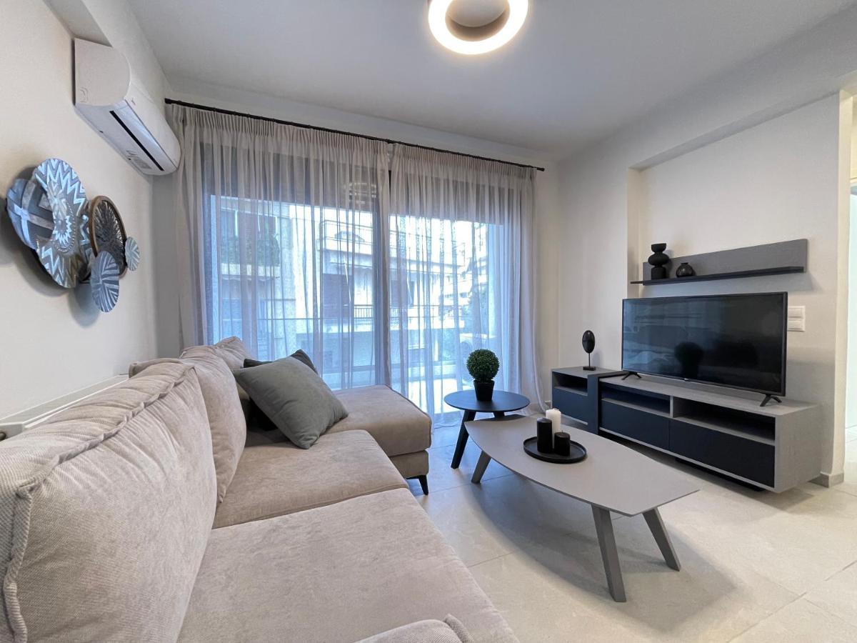 Gleaming Apartments Near Athens Metro Mall Exterior foto